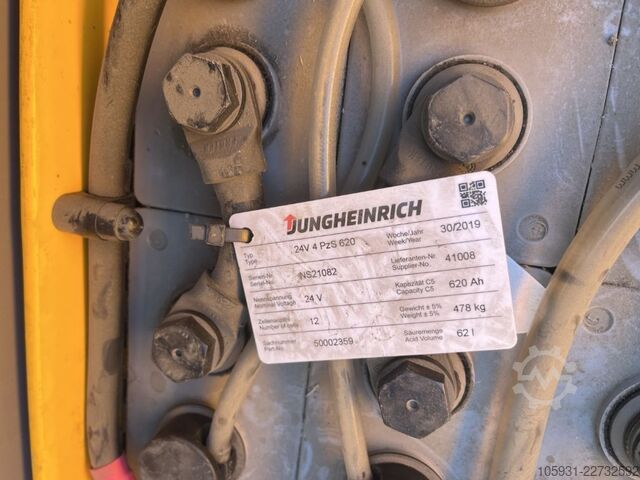 Medium Lift Order Picker Jungheinrich EKS110