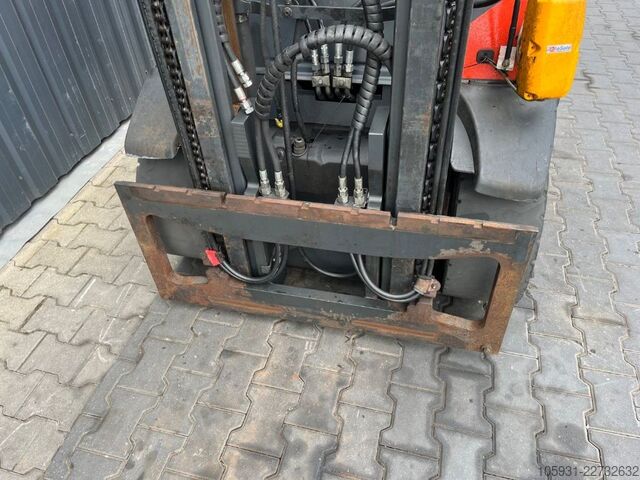 Treibgasstapler Linde H30T-02