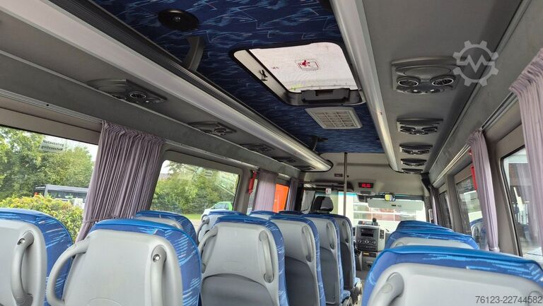 Kleinbus MERCEDES-BENZ Sprinter 516, Daily, Crafter