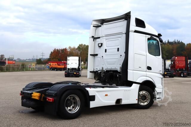 Standard SZM Mercedes-Benz Actros 1851 LS