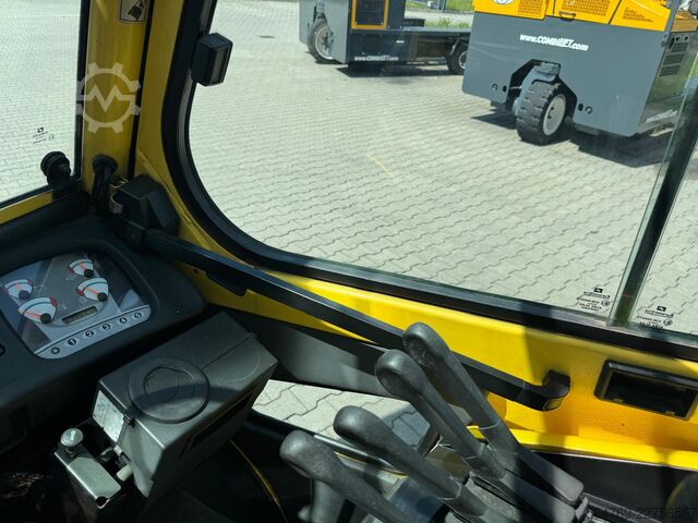 Forklift Hyster H 5.5 XM // Full cabin // Only 6135 hour