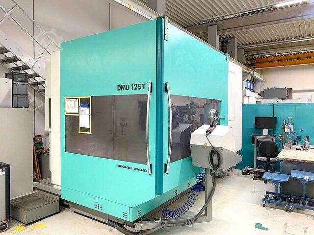 Vertikales Bearbeitungszentrum Deckel Maho DMU 125 T