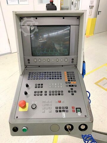 Vertikales Bearbeitungszentrum Deckel Maho DMU 125 T