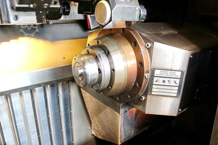 CNC-Dreh- und Fräszentrum SPINNER TD 42 Triplex