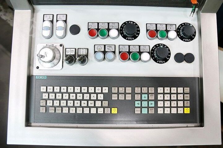 CNC-Dreh- und Fräszentrum SPINNER TD 42 Triplex