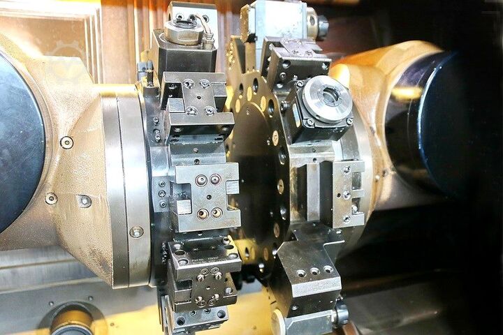 CNC-Dreh- und Fräszentrum SPINNER TD 42 Triplex