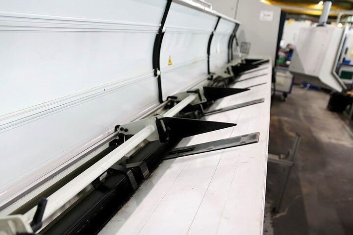 CNC-Dreh- und Fräszentrum SPINNER TD 42 Triplex