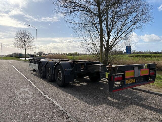 Containertransport Renders 3AFCST08 Multichassis / Extendable / SAF Axles ...