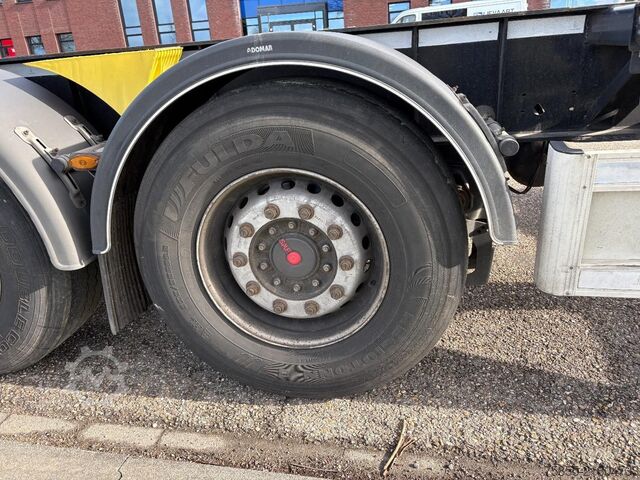 Containertransport Renders 3AFCST08 Multichassis / Extendable / SAF Axles ...