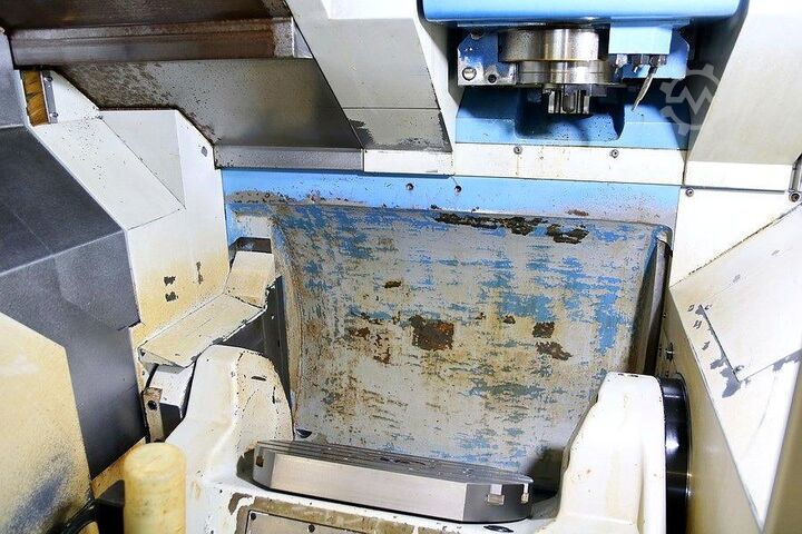 Vertikales Bearbeitungszentrum MAZAK Variaxis 200