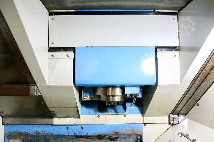 Vertikales Bearbeitungszentrum MAZAK Variaxis 200