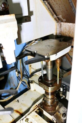 Vertikales Bearbeitungszentrum MAZAK Variaxis 200