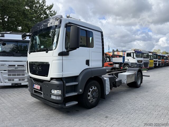 Truck chassis MAN TGS 18.440 4X4H