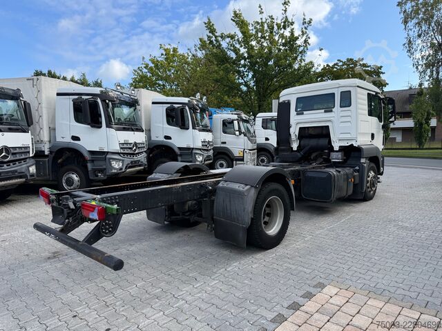 Truck chassis MAN TGS 18.440 4X4H