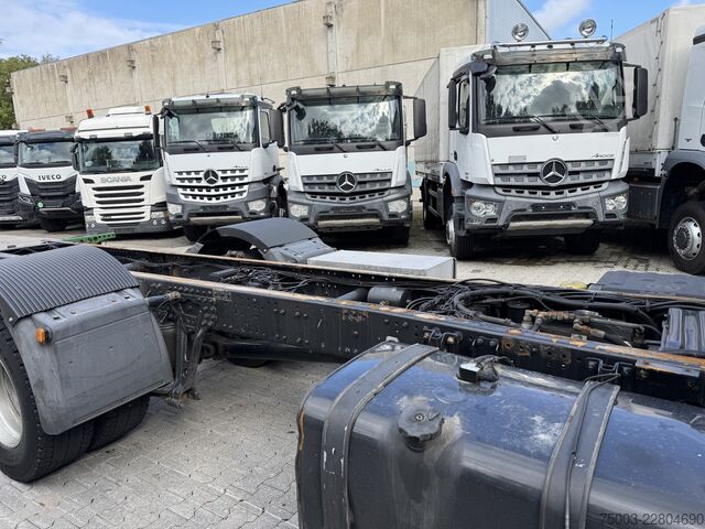 Truck chassis MAN TGS 18.440 4X4H