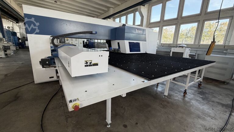 Laser-punch combination machine YAWEI HPML30510