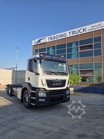 Truck chassis MAN TGS 26.420