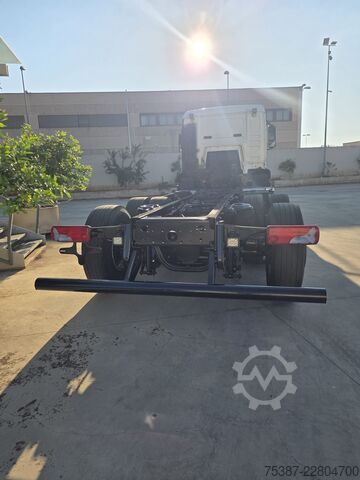 Truck chassis MAN TGS 26.420
