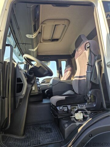 Truck chassis MAN TGS 26.420