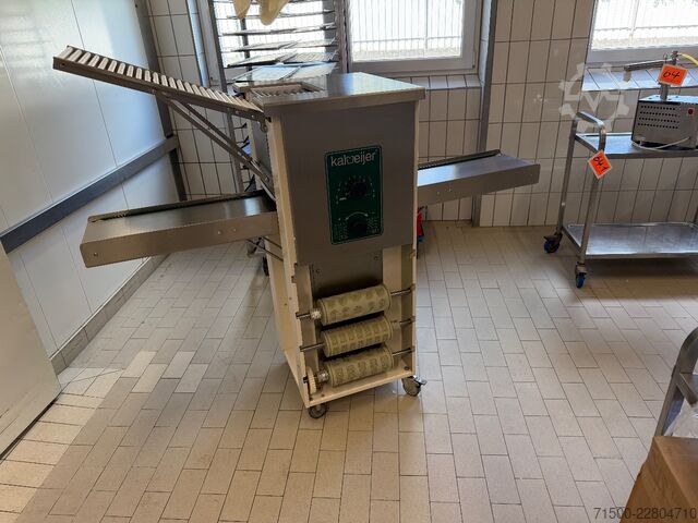 Pastry line Kalmeijer 