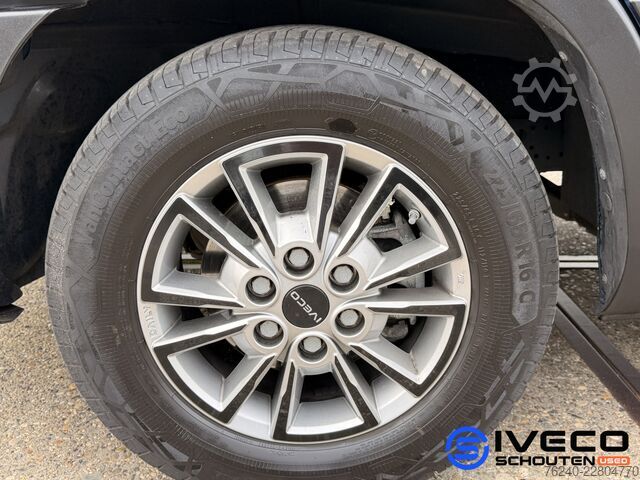Iveco Daily 35S16V 2.3L 160hp | L2H2 W3520 | Manual Transmission | Adaptive Cruise Control | Camera  Iveco Daily 35S16V 2.3L 160pk | L2H2 W3520 | Handgesc...
