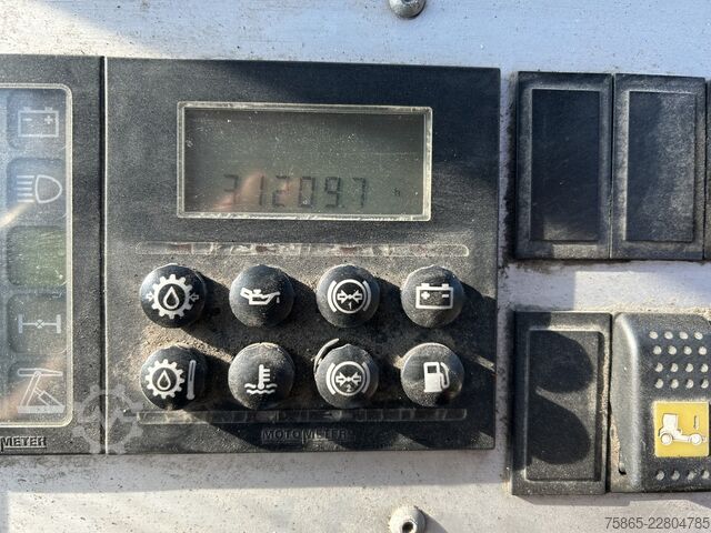 Standard tractor Terberg YT182 / Motor Problem - Oil Pressure / 2006 / C...