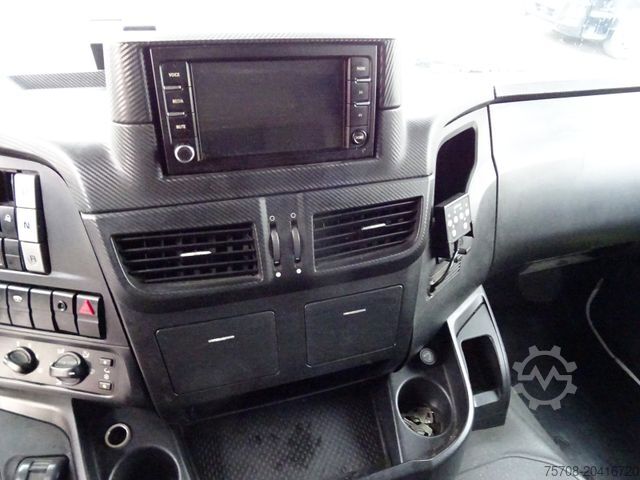 Beverage truck IVECO 260 S 42*kpl. Zug*2x LBW*Lift/Lenk*Ret.*38 Pal.