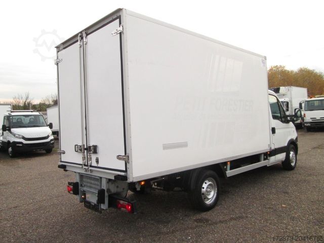 Refrigerator body van IVECO 35s13 *Maxi-CarrierKühlkoffer 3.85*Klima*Euro 5*