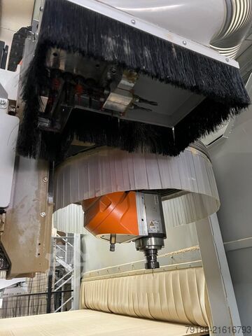 Bearbeitungszentrum HOLZ-HER DYNESTIC 7535