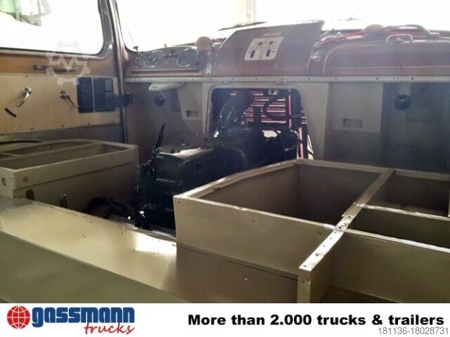 Autotransporter Mercedes-Benz LP710/32, Autotransporter