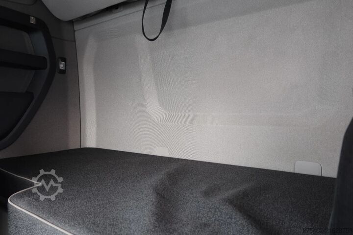 Standard-SZM Scania S500 NGS RETARDER/ 2X TANK/ ACC