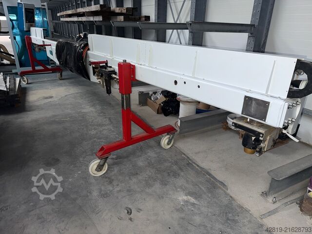 Bearbeitungszentrum mit Durchlauf Weeke BHX 500