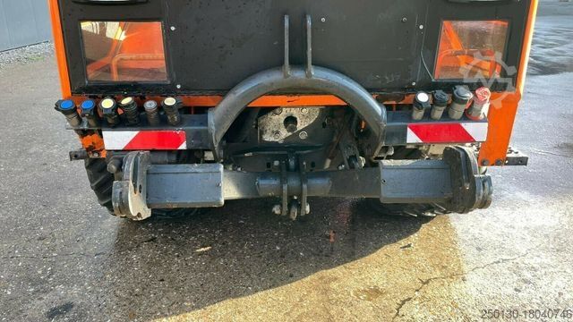 Other HOLDER C345 inkl. Stoll Aufbausauger & Pritschenaufbau