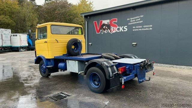 Standard SZM MERCEDES-BENZ 813 Oldtimer