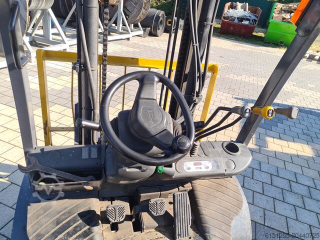 Diesel-Gabelstapler TCM FD30 T3