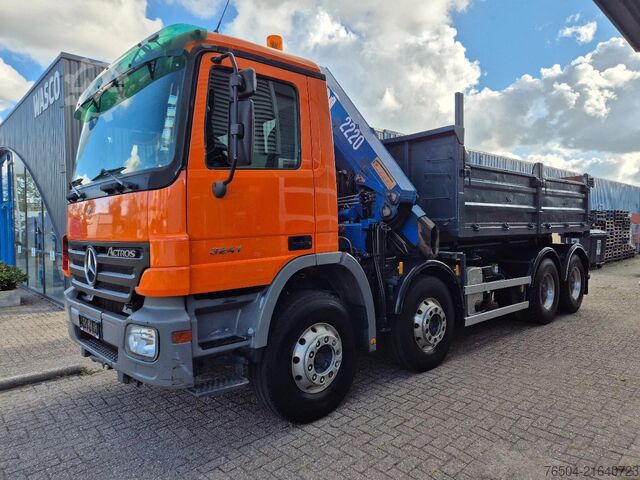 Hook arm system Mercedes-Benz Actros 3241 8X4 Containersysteem/ 20T HMF crane...
