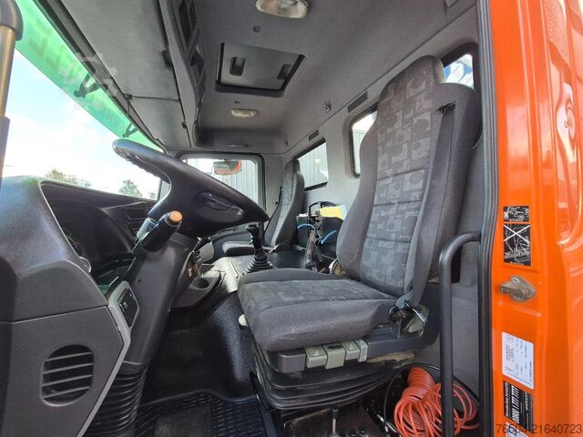 Hook arm system Mercedes-Benz Actros 3241 8X4 Containersysteem/ 20T HMF crane...