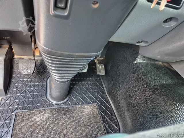 Hook arm system Mercedes-Benz Actros 3241 8X4 Containersysteem/ 20T HMF crane...