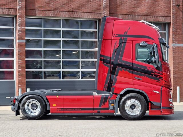 Standard-SZM Volvo FH 13.500 Aero Globetrotter XL 4x2 - New - Full...