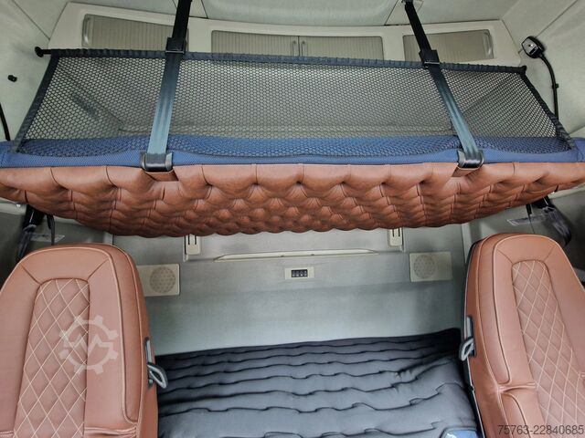 Standard-SZM Volvo FH 13.500 Aero Globetrotter XL 4x2 - New - Full...