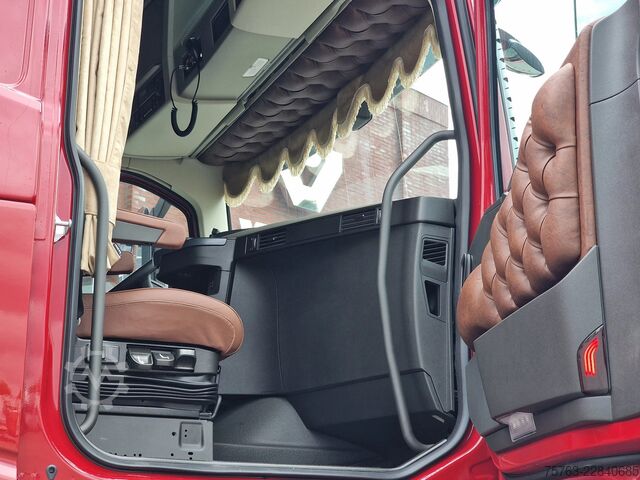 Standard-SZM Volvo FH 13.500 Aero Globetrotter XL 4x2 - New - Full...