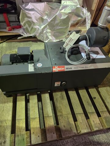 Vacuum pump Busch Mink MM 1144B V03 Vacuum Pump