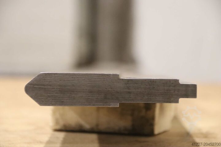 Abkantwerkzeug 515 mm unbekannt 28 x 1760 mm 83°