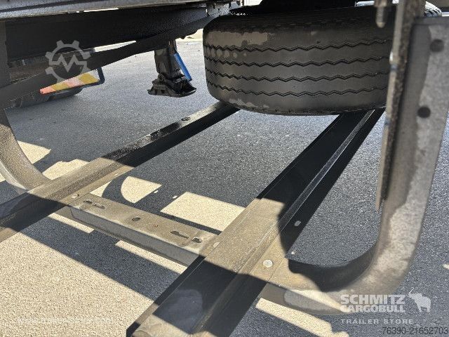 Auflieger mit Pritsche & Plane Schmitz Cargobull Semitrailer Curtainsider Standard