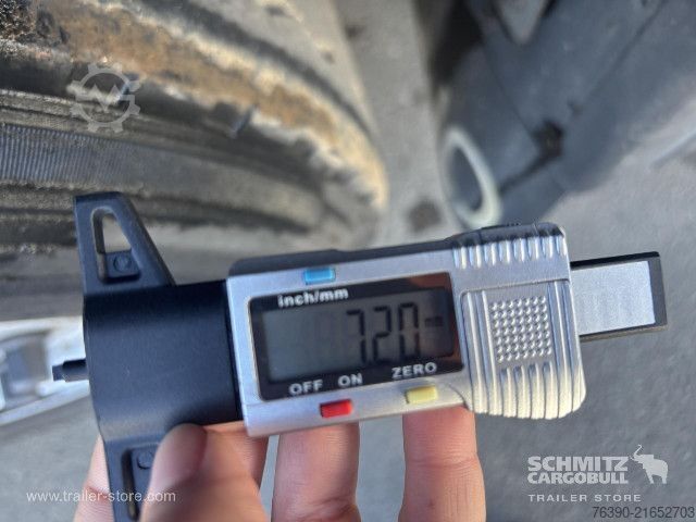 Auflieger mit Pritsche & Plane Schmitz Cargobull Semitrailer Curtainsider Standard