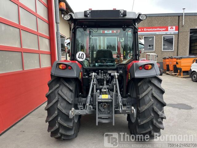 Traktor Massey Ferguson MF 4709 M Cab Essential