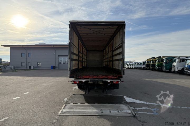 Auflieger mit Pritsche & Plane S 24 Plane Hebebühne / Swiss-Vehicle