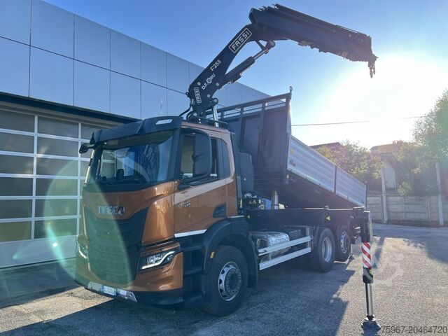 Dreiseitenkipper mit Kran Iveco X-WAY 480