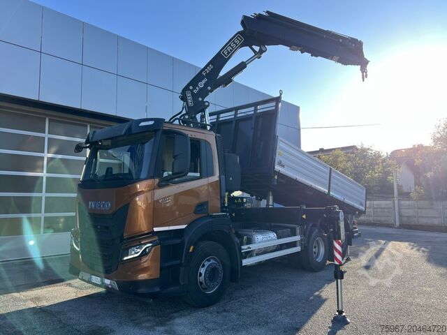 Dreiseitenkipper mit Kran Iveco X-WAY 480