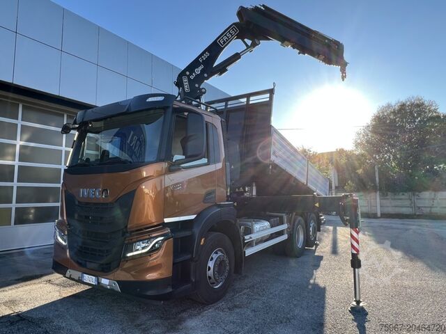 Dreiseitenkipper mit Kran Iveco X-WAY 480